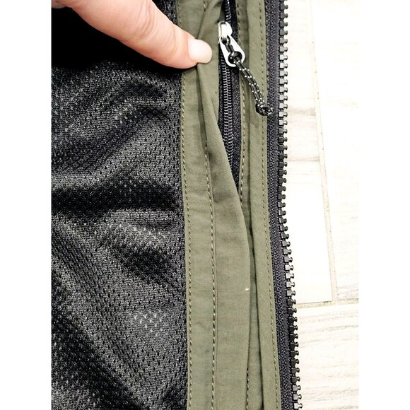 Eddie Bauer Men’s Utility Vest XL–Olive Green, Multi-Pocket, Hidden Compartment - Picture 4 of 13